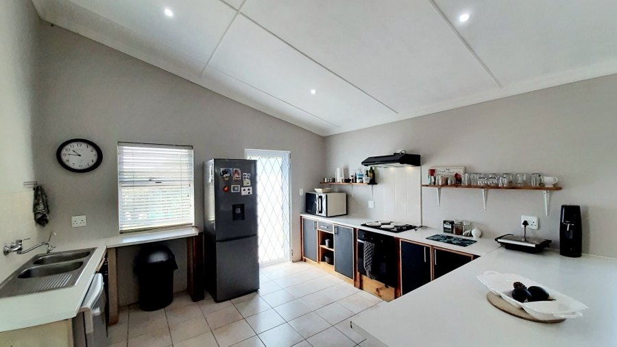 3 Bedroom Property for Sale in Blanco Western Cape
